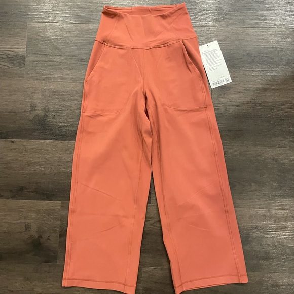 Lululemon Align Wide Leg Crop Soft Cranberry 2 - Picture 2 of 4